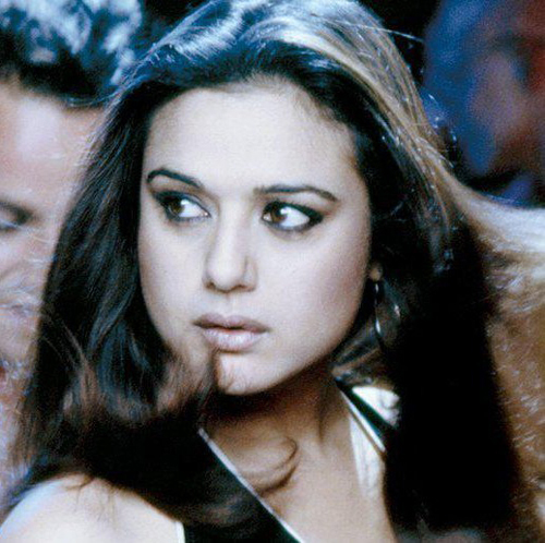 [si fuge la roata mare sa se dea cu Ranvir si Khushi]