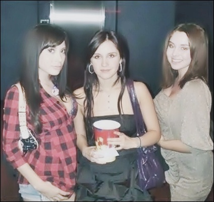 f_jy4vxmic21om_cd82b61