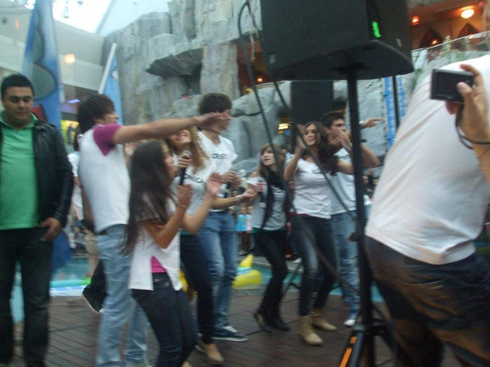 388700_132475723522324_112061412230422_115615_2130357507_n