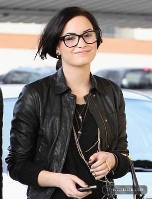 Demetria (41) - Demi - January 16 - Heading to lunch at Bob Big Boy Restaurant