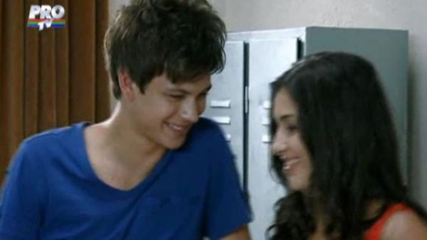 duet-romantic-in-pariu-cu-viata-uite-cum-canta-ioana-si-cristi-something-stupid_size8