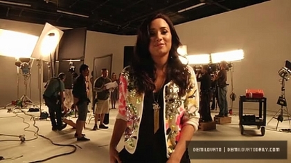 Demitzu (312) - Demi - America Next Top Model - 2010 - 15x02 Diane Von Furstenberg Outtakes - Captures