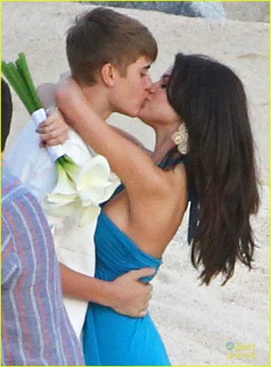 379039_190855231004511_130262397063795_402836_450049799_n - Jelena
