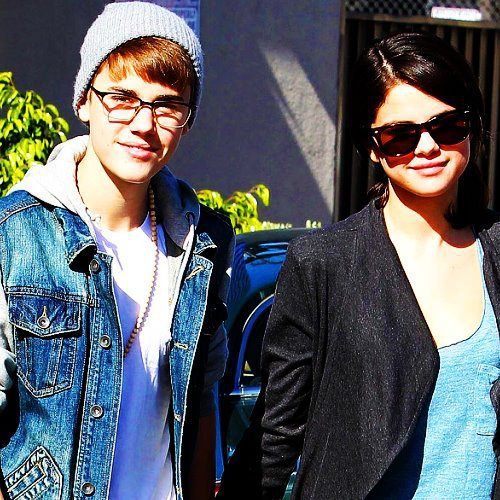 381850_180721505351217_130262397063795_373320_1873902995_n - selena gomez
