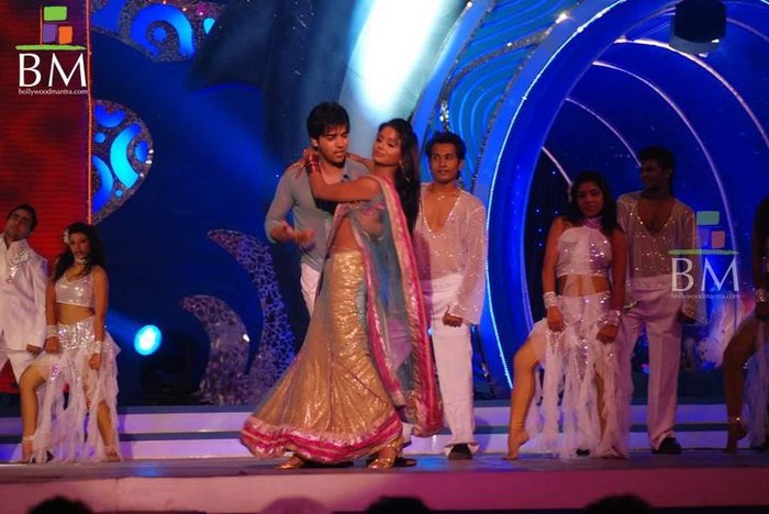 Next set in Love [127]