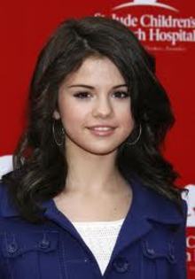 imagesCAZGAK2V - selena gomez