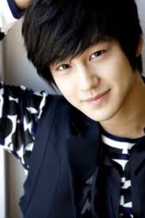 Kim Bum 3