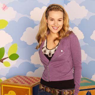 188839_205622276116692_201763436502576_855043_3558452_n - Brigit Mendler