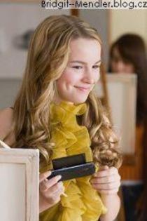 392089_103853359730781_100117156771068_20124_1616827894_a - Brigit Mendler