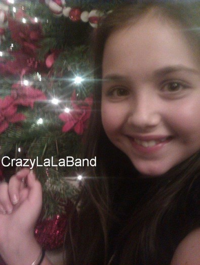 403279_225427897534539_192805650796764_538821_1105528093_n - x-Craciunuu-x