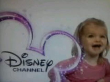 12 - Mia Telerico intro Disney Channel