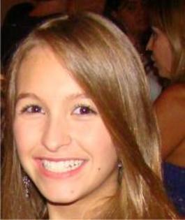 images (22) - Carla Diaz