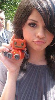 282579_190536981003248_185637221493224_514431_4482565_a - album pentru HotCoolMag