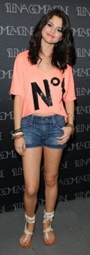 299374_207889275934685_185637221493224_567432_1041863_n - album pentru HotCoolMag