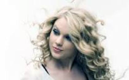 imagesCATAYLAB - taylo swift le-a facut cadou fanilor o piesa noua