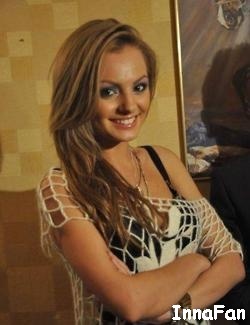  - x Alexandra Stan