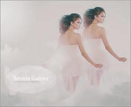 24 - Selena Gomez renunta temporar la muzica