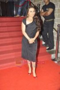 thumb_Rani Mukherjee at Vaibhavi merchant_s Taj Express musical in NCPA on 10th July 2011 (113)