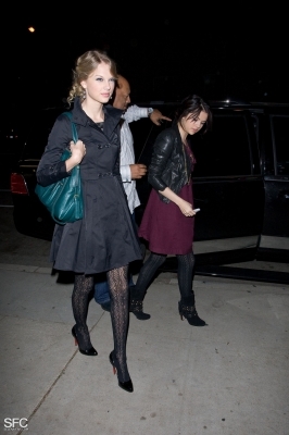 normal_018 - Hanging Out With Taylor Swift - October 27th