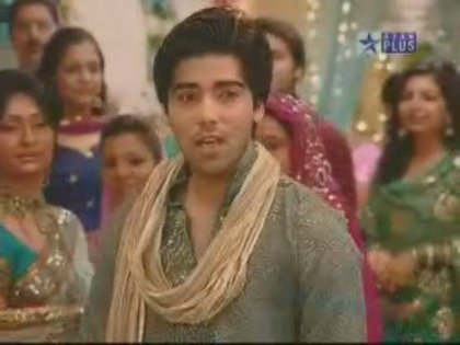 Acum,ce mai vrei,doar te-am parasit acum 1 an! Acum,ce mai vrei,doar te-am parasit acum 1 an!