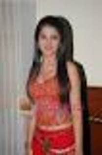 Printr-un mod ffffffoarte greu,pentru a sti ca nimeni nu se pune cu Jennifer Chaubey!!! Printr-un mod ffffffoarte greu,pentru a sti ca nimeni nu se pune cu Jennifer Chaubey!!!