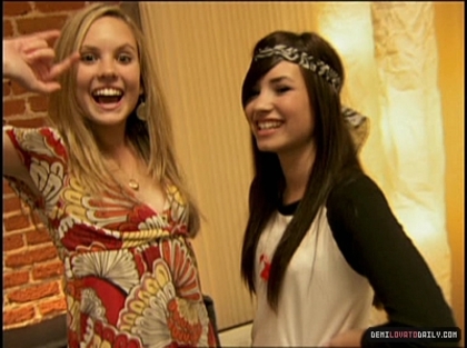 Demitzu (282) - Demi - Camp Rock - 2008 - Rock On - Making of the Music