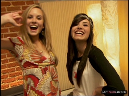 Demitzu (286) - Demi - Camp Rock - 2008 - Rock On - Making of the Music