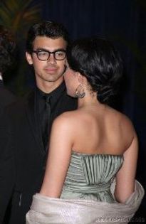 Demitzu + Joe = Love (23) - Demi si Joe - Poze super rare