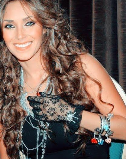 317822_191668787571459_100001850182346_489038_1720106738_n