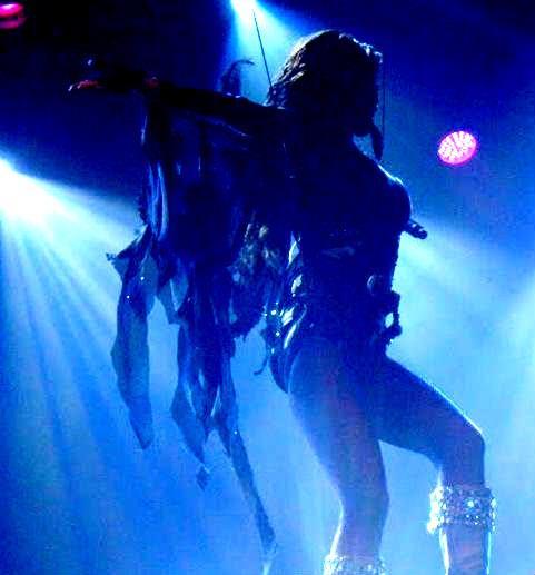 389382_190591131035447_100002536848660_381002_273892397_n - 1-Anahi 6-1