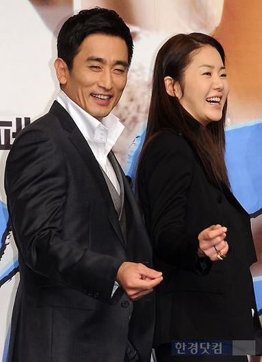 74923455 - a---ko hyun jung---a