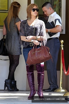 Demitzu (10) - Demi - October 7 - Arriving at a business meeting in Beverly Hills CA
