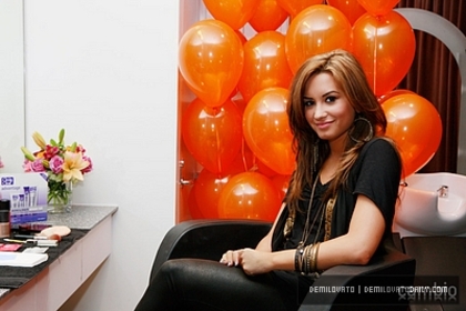 Demitzu (5) - Demi - August 19 - Concert Taping at AOL Studios in New York City