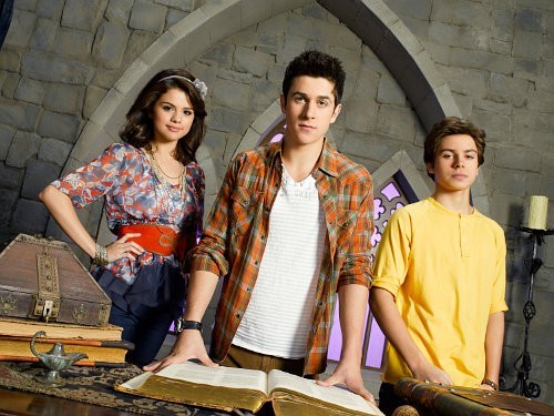wizards-of-waverly-place-who-will-be-the-family-wizard