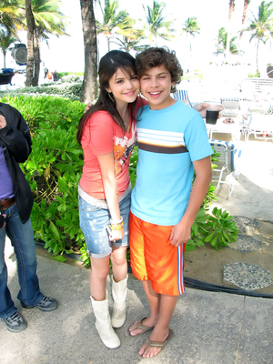 normal_selenafan_(5) - on the set of wowp movie