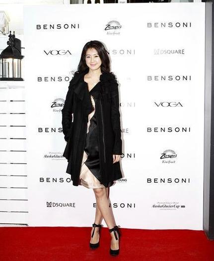 l (5) - a---lee yo won 2---a