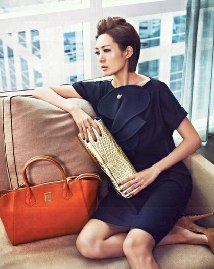 lyw (81) - a---lee yo won 2---a