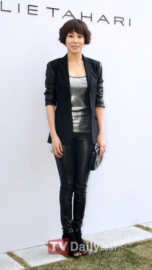 pyj (16) - a---park ye jin---a