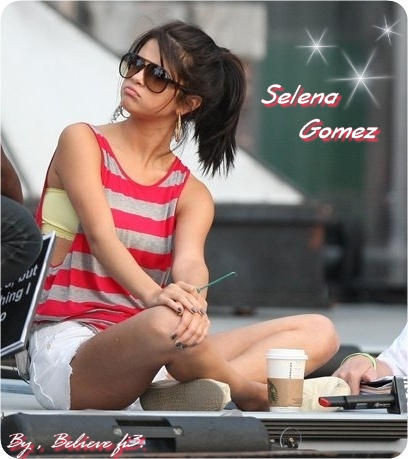 0101728025 - Selena Gomez