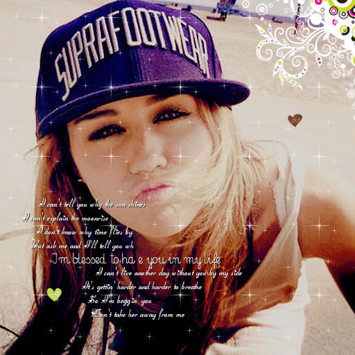 0102847251 - Miley Cyrus