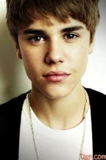 5 - Cat il iubesc eu pe Justin Bieber
