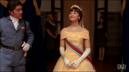 Princess Protection Program (68)