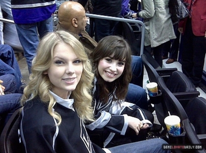 Demitzu - Demi - January 12 - LA Kings vs Tampa Bay Lighting Game