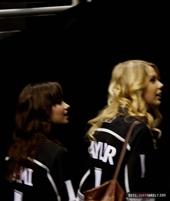 Demitzu (6) - Demi - January 12 - LA Kings vs Tampa Bay Lighting Game