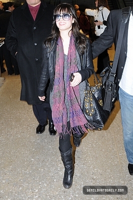 Demz - Demi - January 18 - Lands in Washington DC