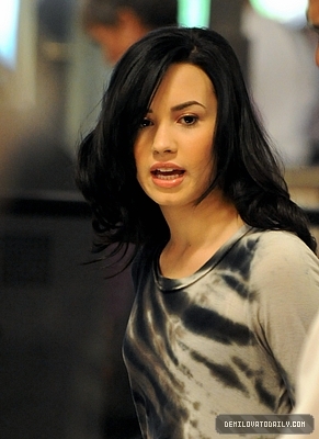 Demitzu (9) - Demi - December 18 - Departs from LAX Airport