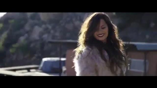 Demitzu (20) - Demi - Unbroken photoshoot behind the scenes