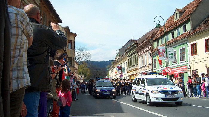 Famfara, deschizatoare de coloana - BRASOV - Junii din Scheii