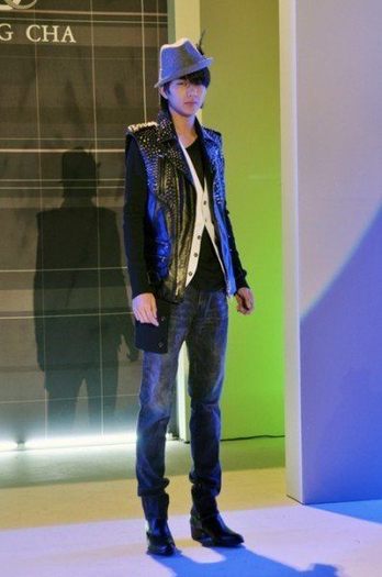 ys (16) - a---yoo seung hyo---a