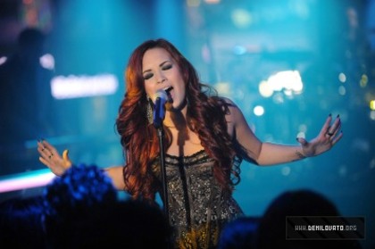 Demitzu (36) - Demi - December 31 - MTV New Years Eve Bash 2012 Performances